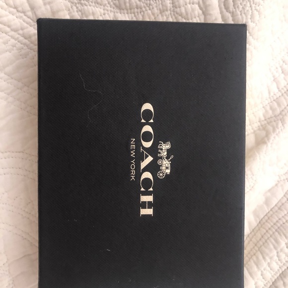 NWT COACH WALLET WRISTLET - Picture 2 of 8